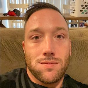 Meet your Posher, Larry